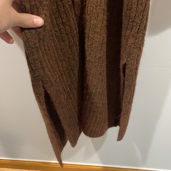 Brown Button down belted sweater dress with bottom slits size small midi dress - Picture 5 of 6
